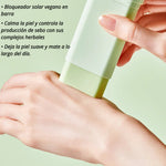 TOCOBO Cica Cooling Sun Stick/ Barra Suave para Protección Solar (50SPF+ PA++++)