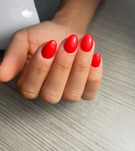 RED APPLE