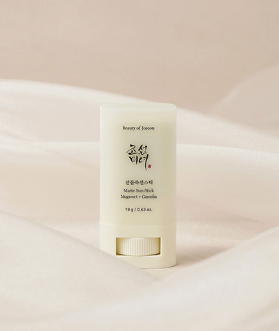 BEAUTY OF JOSEON Matte Sun Stick : Mugwort+Camelia (SPF 50+ PA++++)